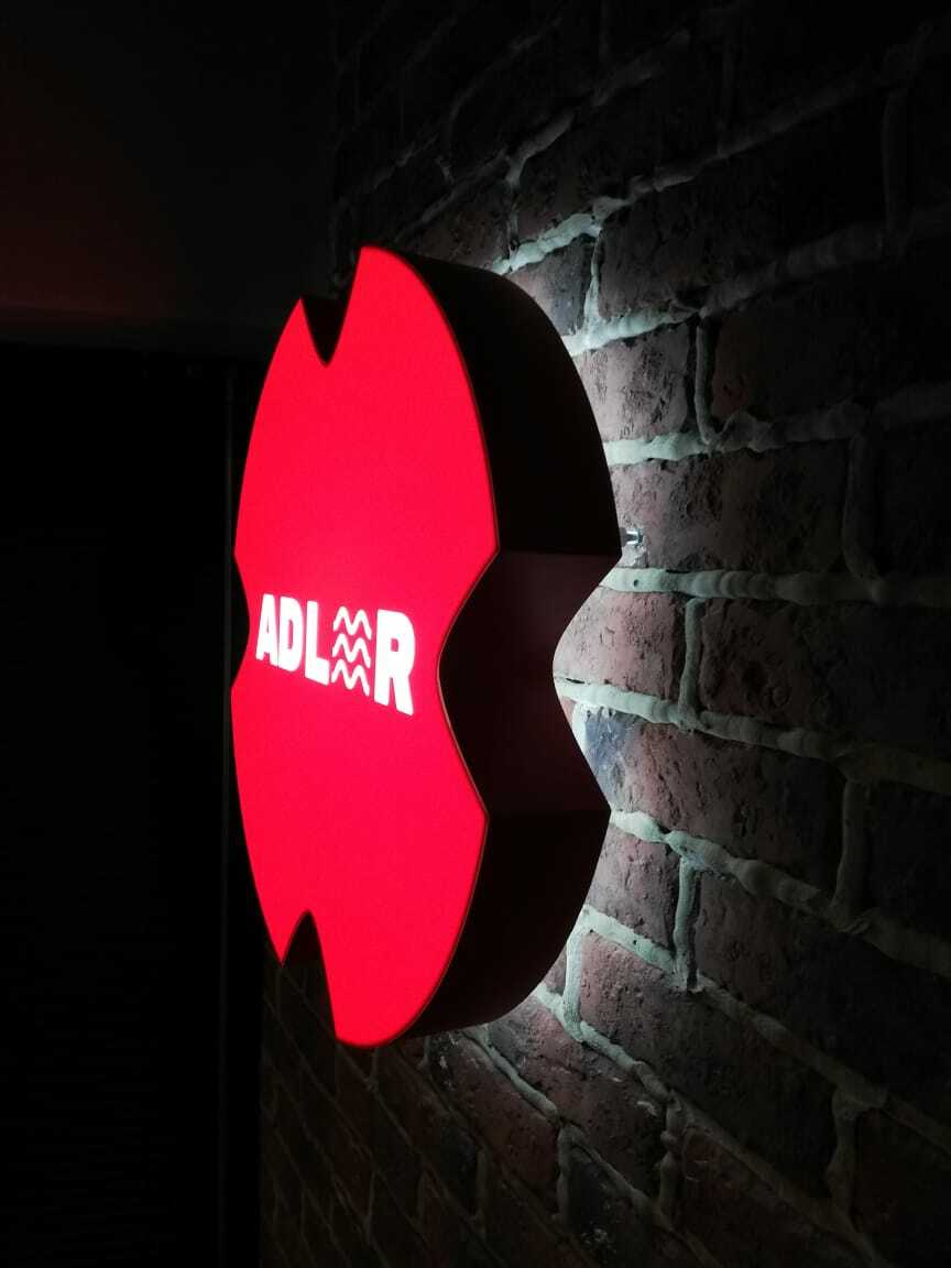 Яркая вывеска компании ADLER by "Яркие вывески" Вывеска компании ADLER, яркая наружная реклама, рекламная мастерская "Яркие вывески"